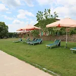 Romantic With Pool *